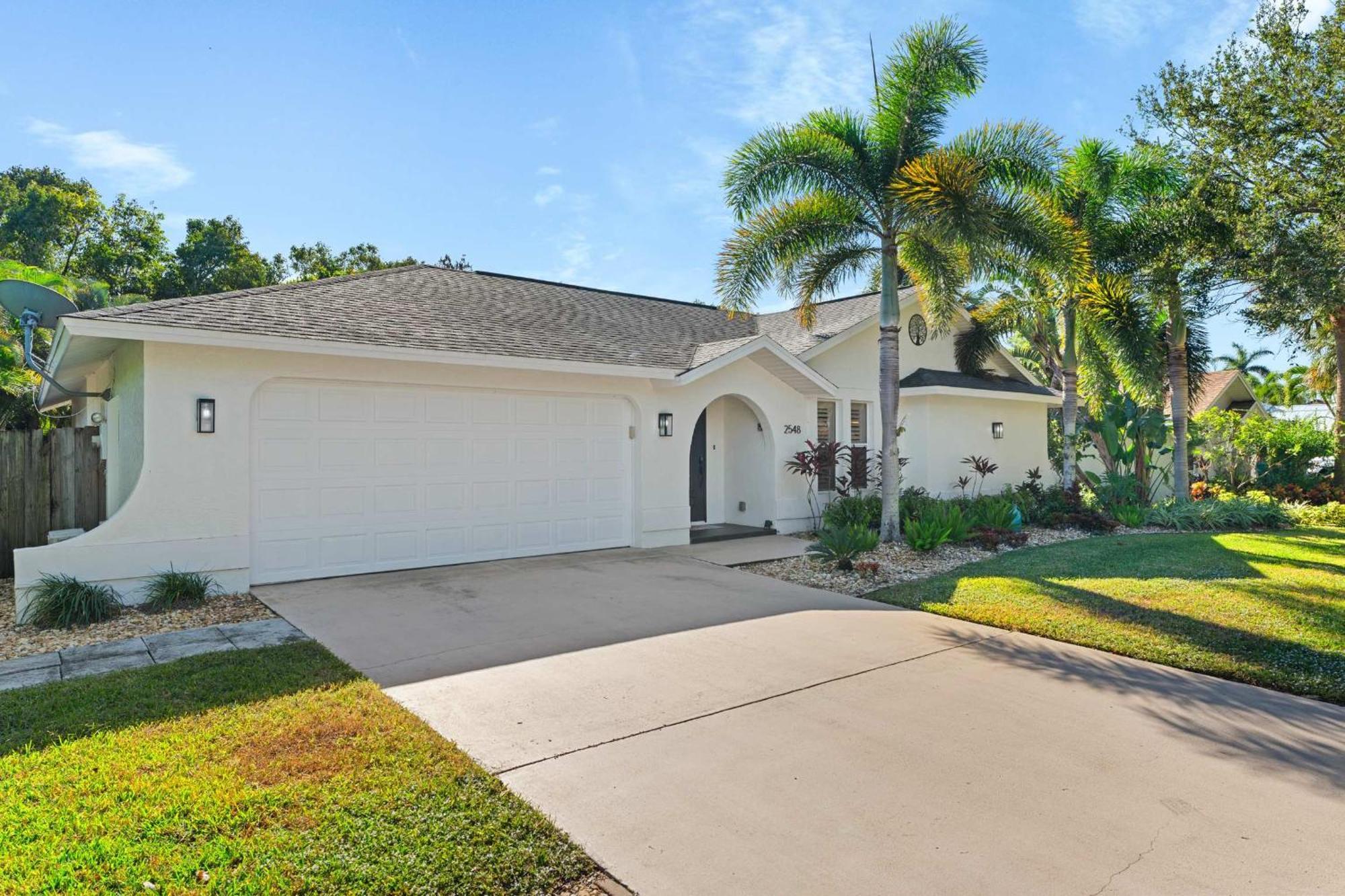 Pet Friendly Pool Home In River Reach Of Naples Fl Luaran gambar